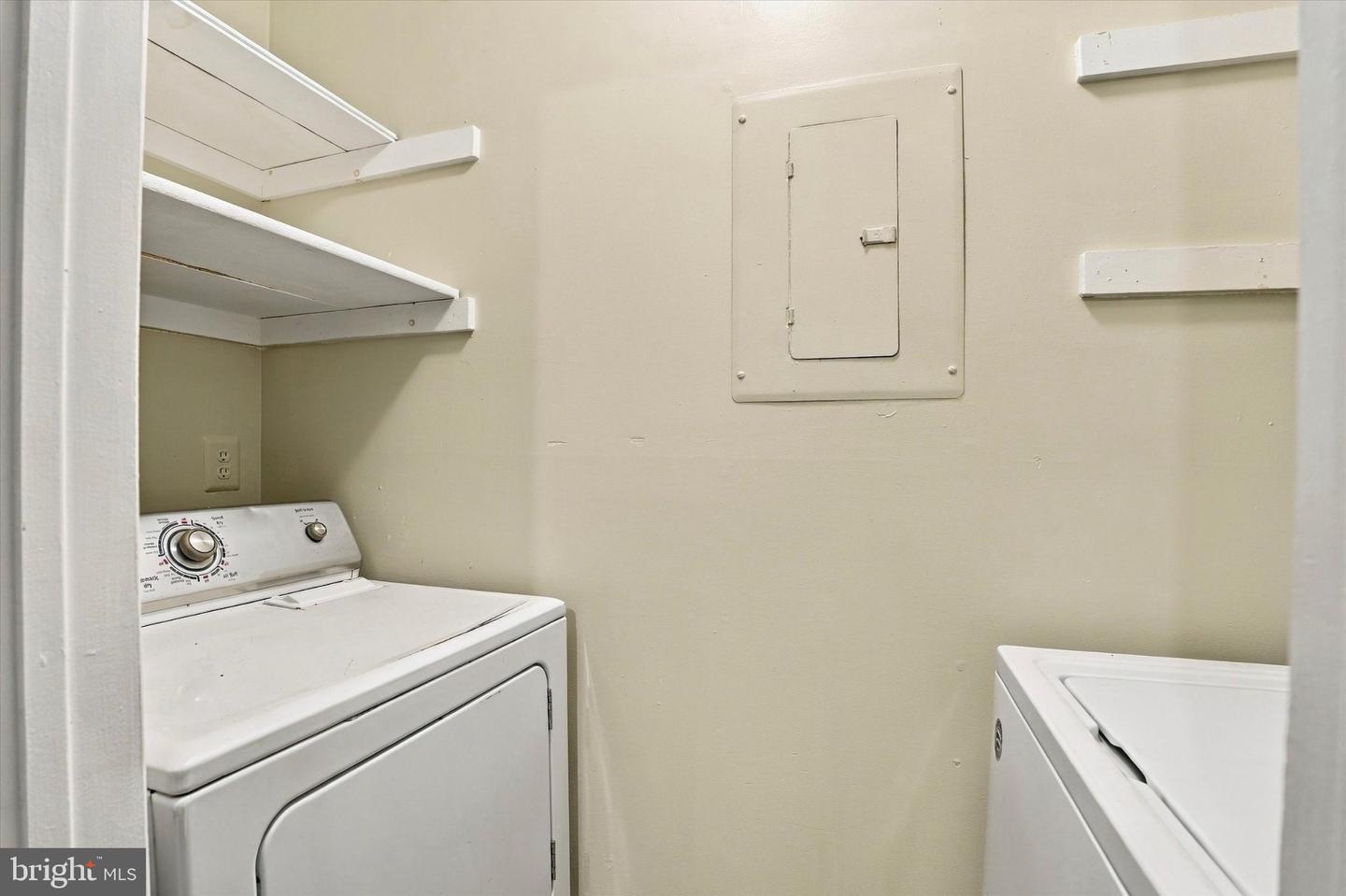 503 Stockton Ct Property Photo 10