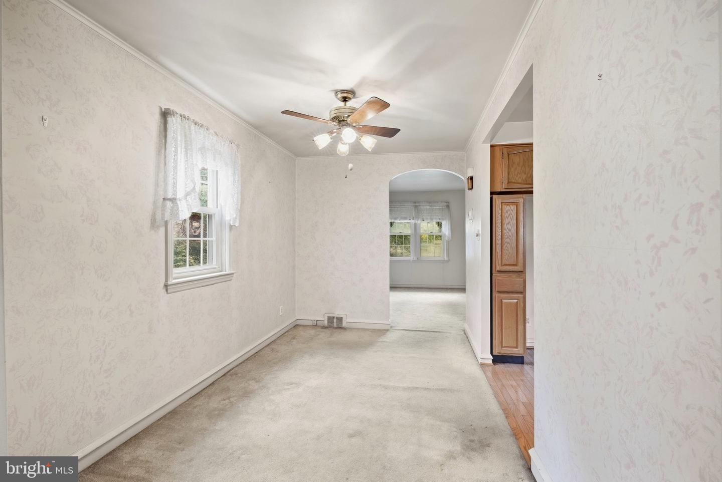 2715 Cowpath Rd Property Photo 11