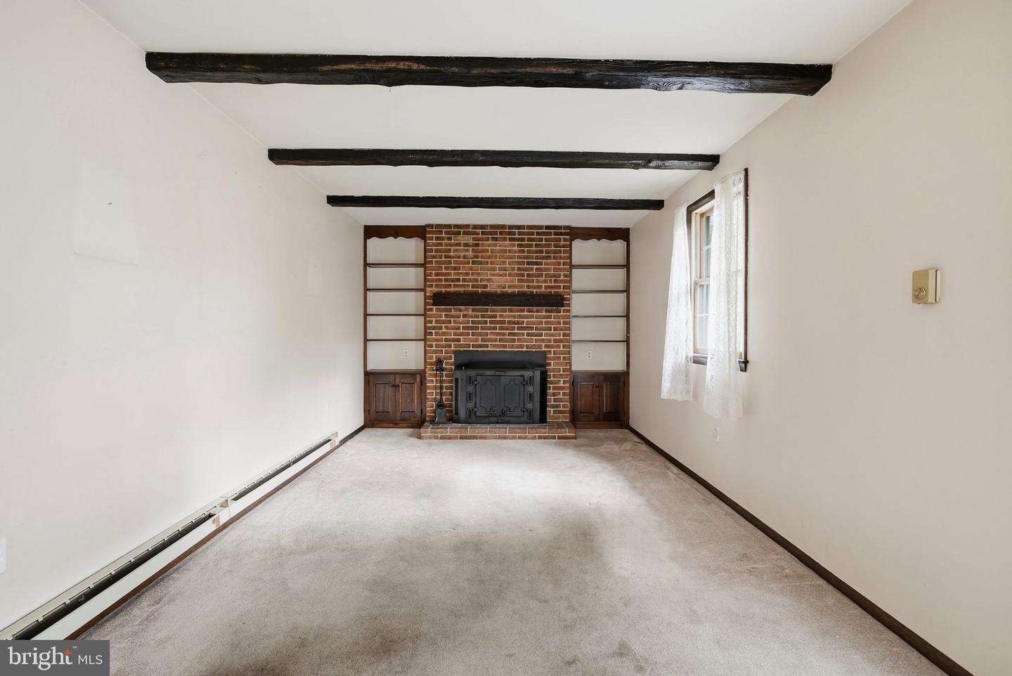 2715 Cowpath Rd Property Photo 12