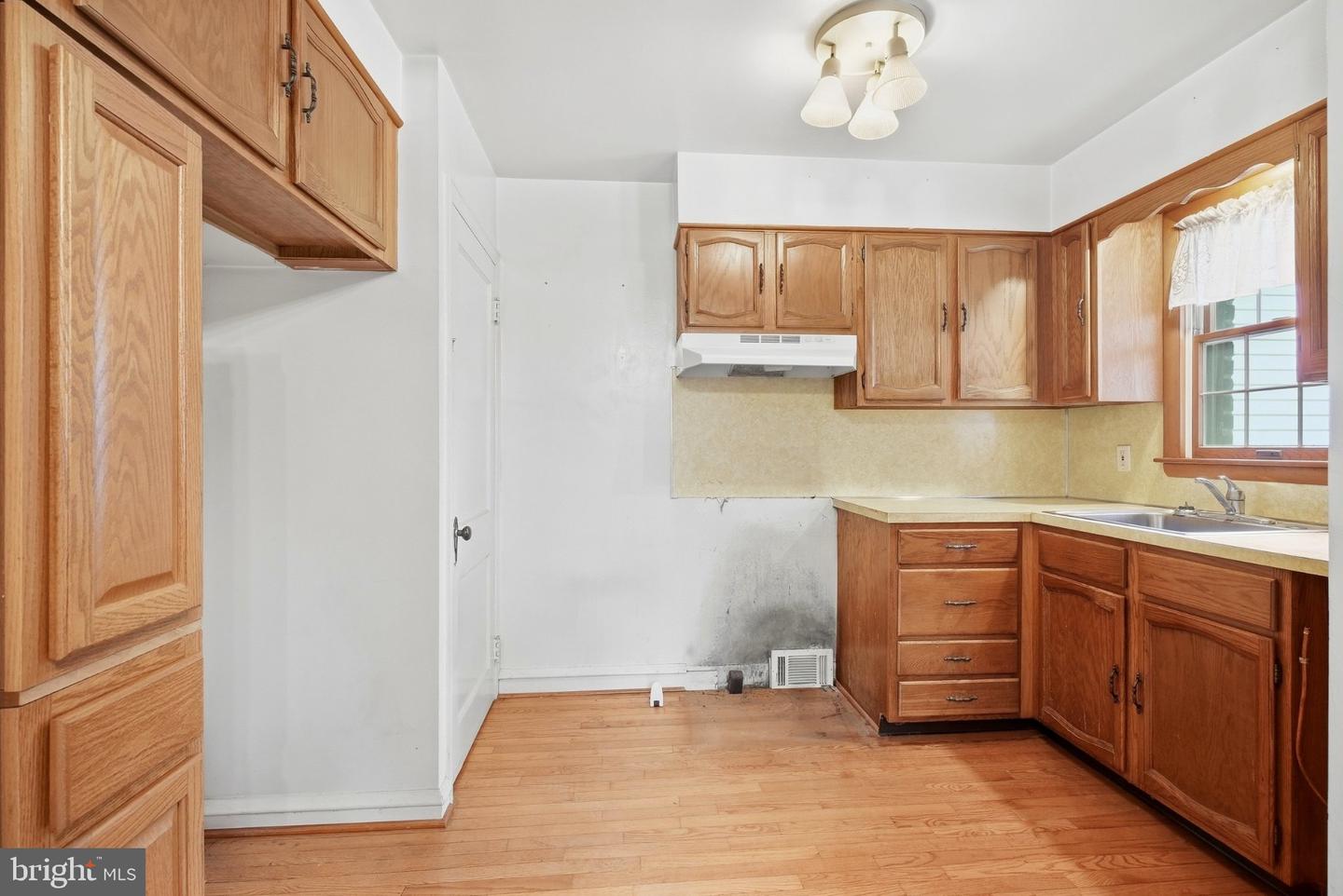 2715 Cowpath Rd Property Photo 18