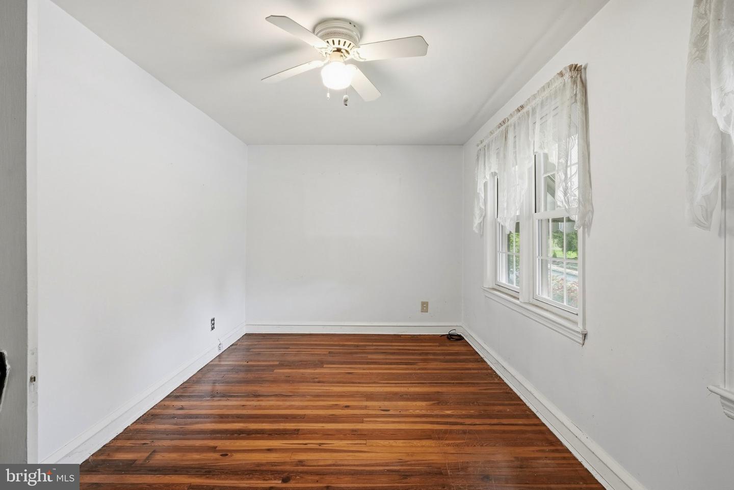 2715 Cowpath Rd Property Photo 25
