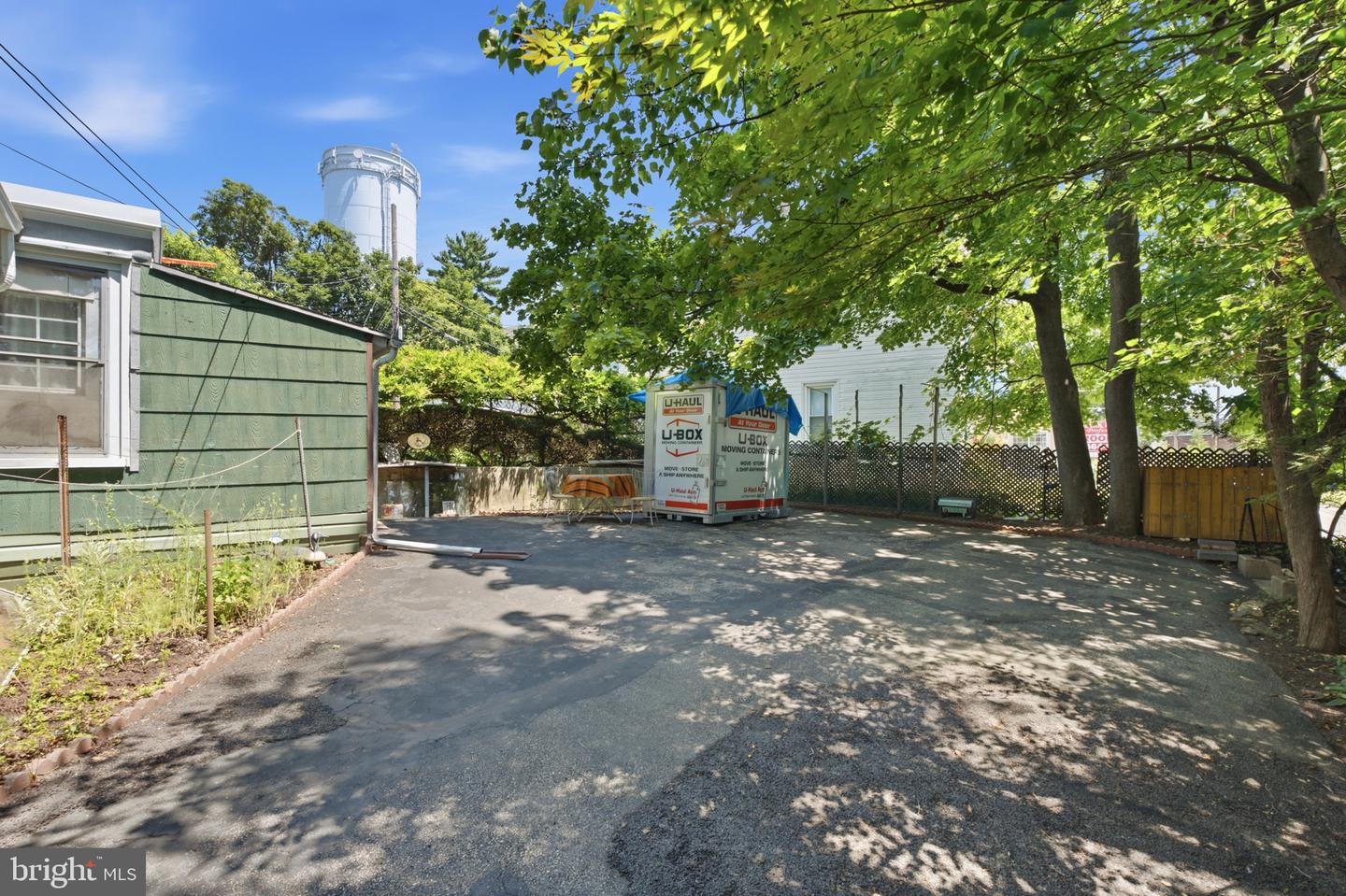 301 Parsons Ave Property Photo 44