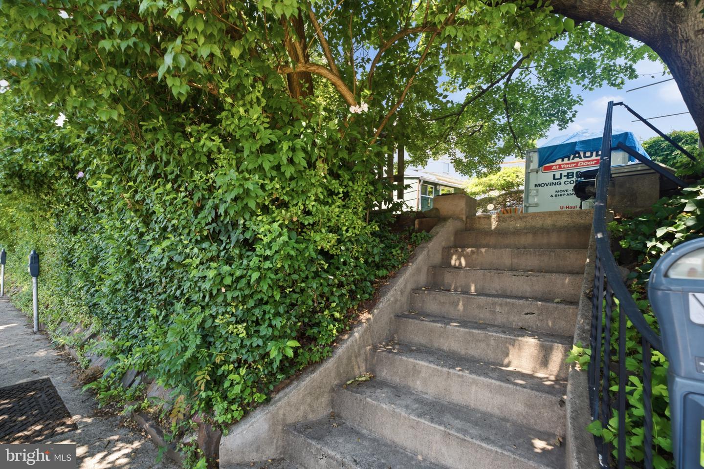 301 Parsons Ave Property Photo 45