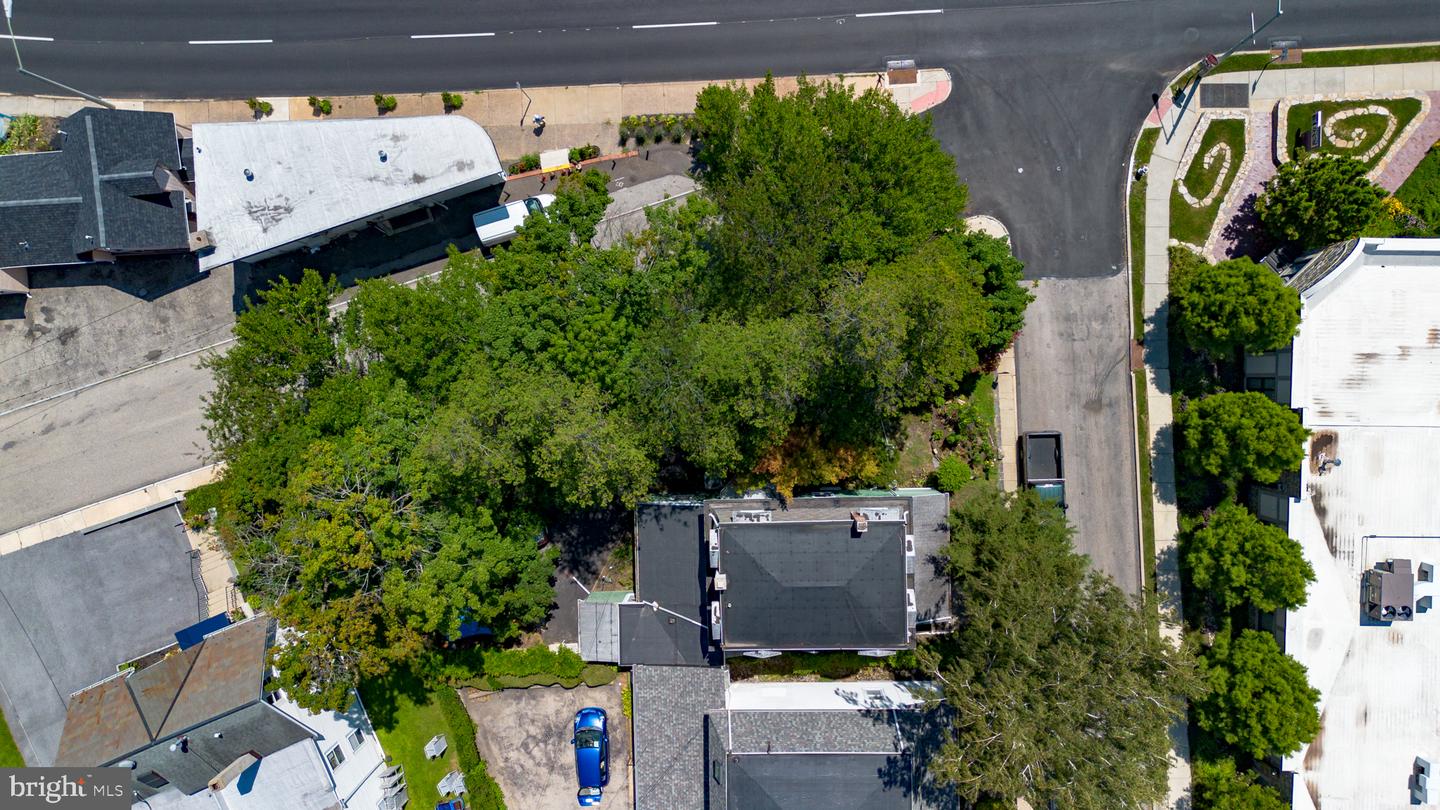 301 Parsons Ave Property Photo 46