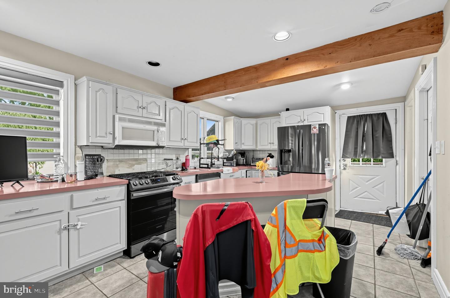 30 W Moreland Ave Property Photo 8