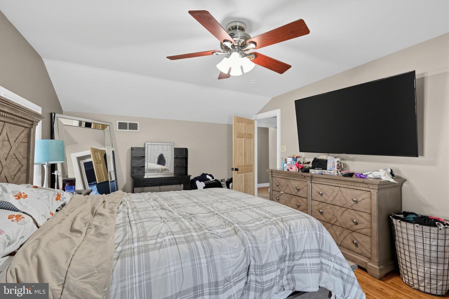 30 W Moreland Ave Property Photo 17