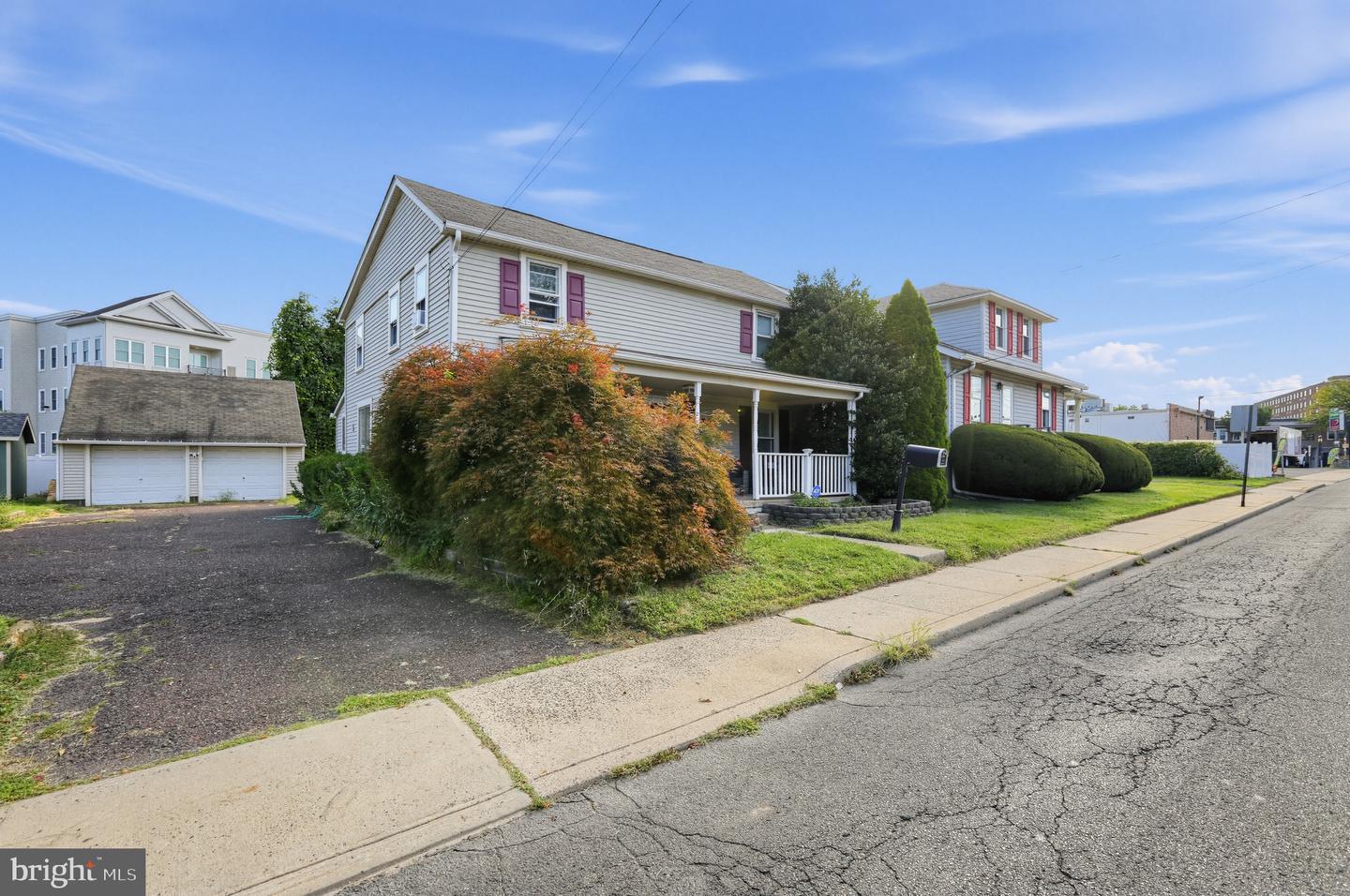 30 W Moreland Ave Property Photo 35
