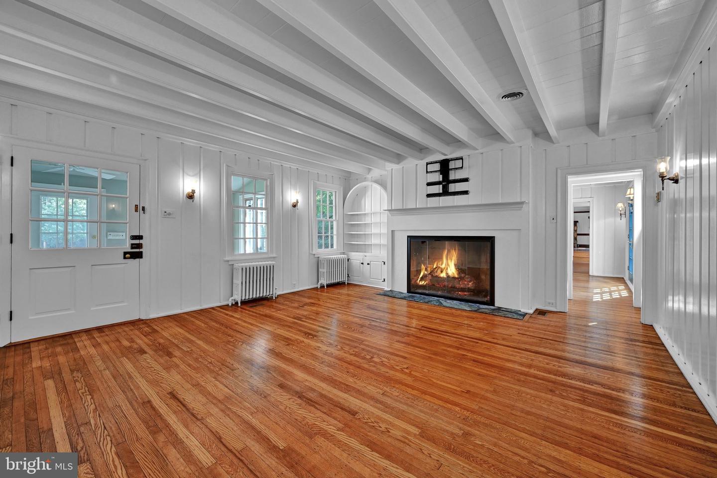 309 Warner Rd Property Photo 6