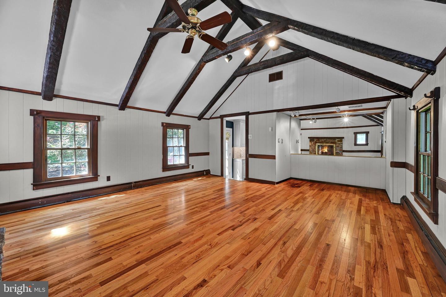 309 Warner Rd Property Photo 17