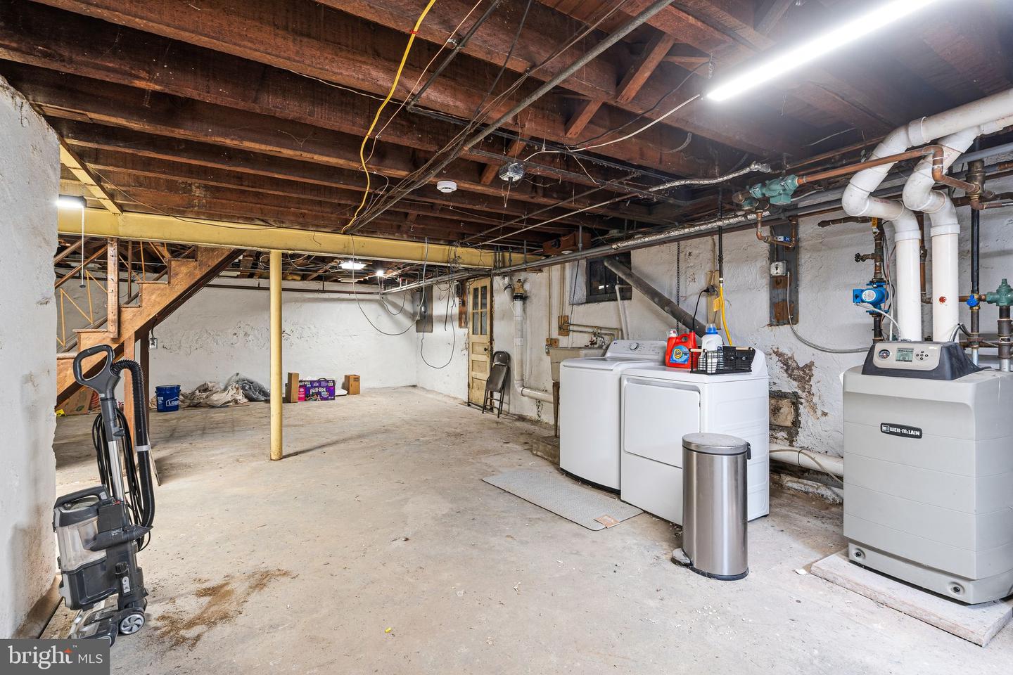 111 Crosshill Rd Property Photo 17