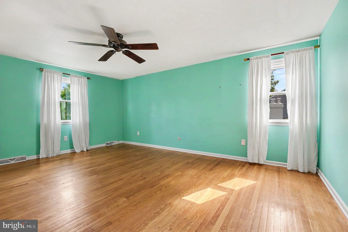 265 Township Line Rd Property Photo 33