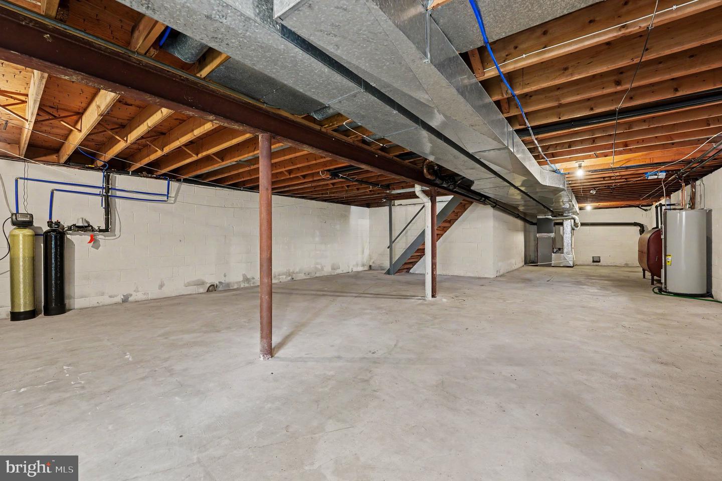 265 Township Line Rd Property Photo 48