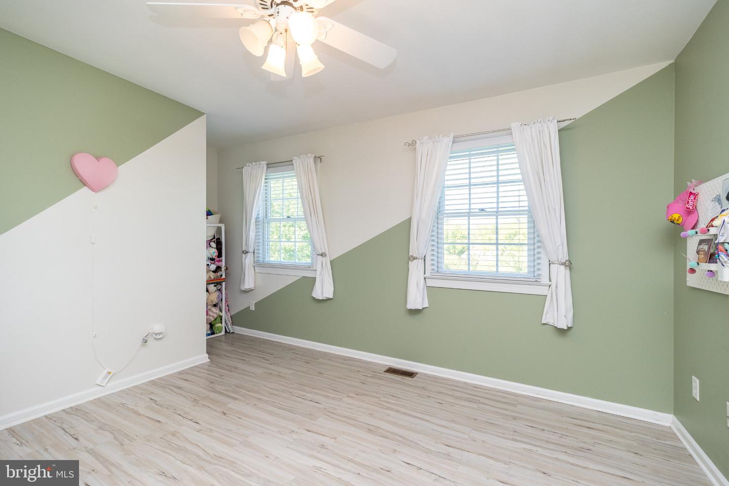 2049 Valley View Way Property Photo 31