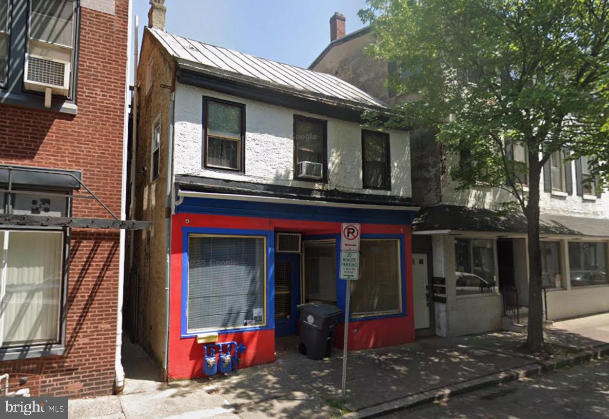 26 N CHARLOTTE ST Property Photo 1