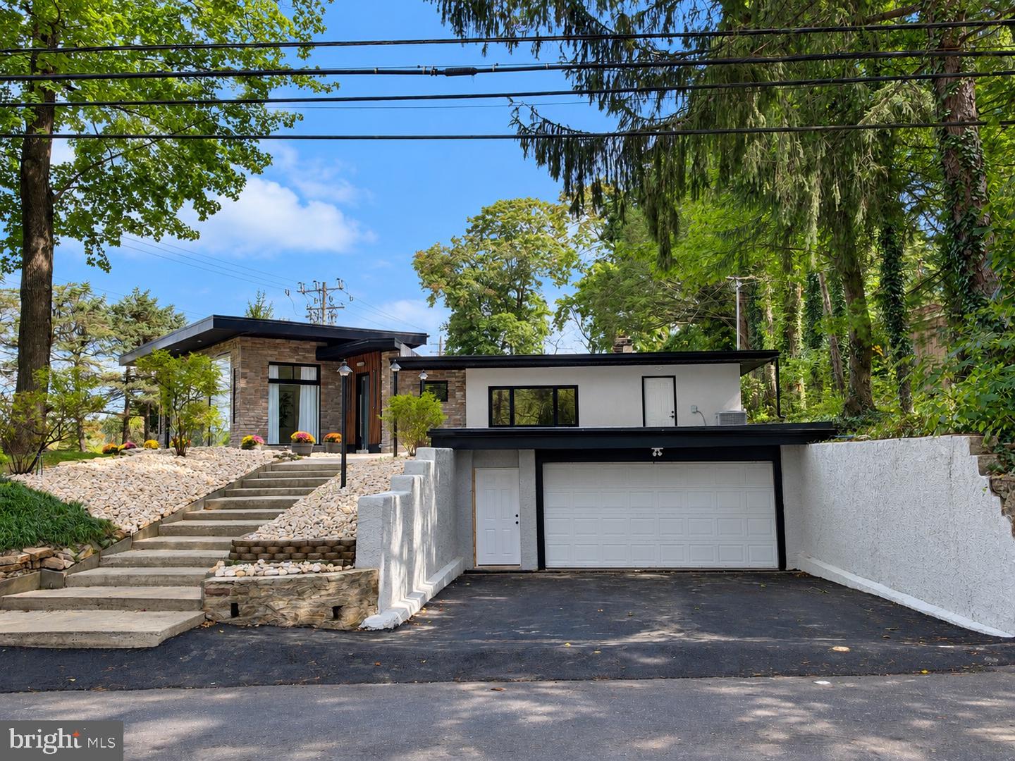 587 Moreland Rd Property Photo 41