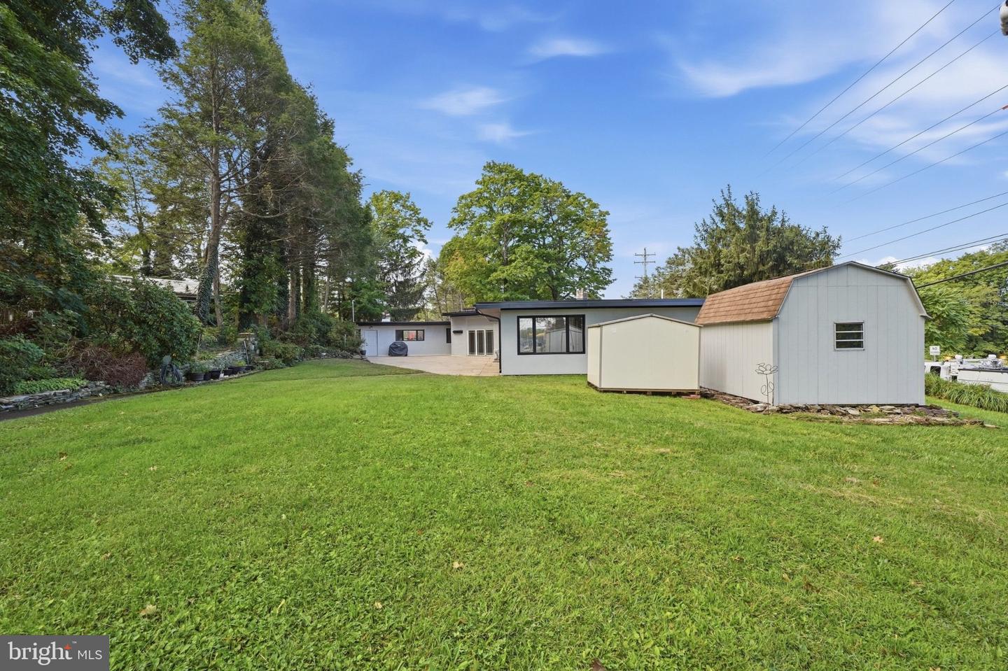 587 Moreland Rd Property Photo 46