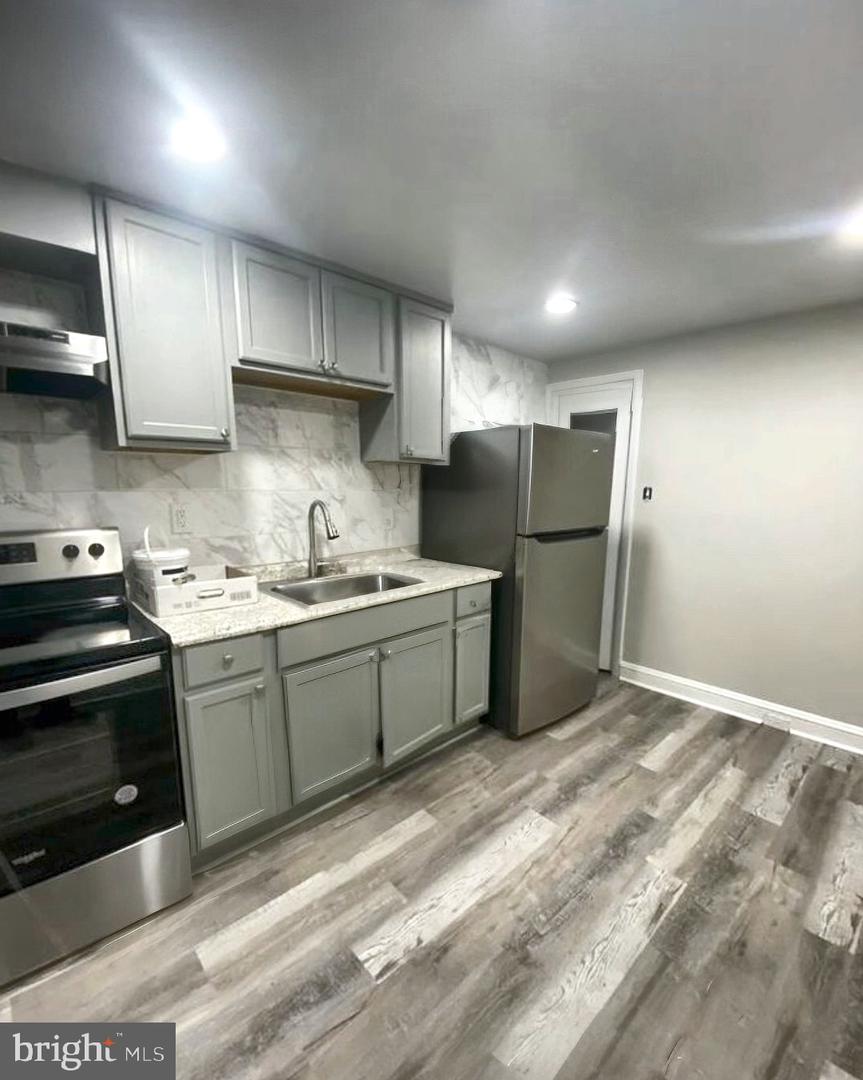 535 E LAFAYETTE ST Property Photo 1