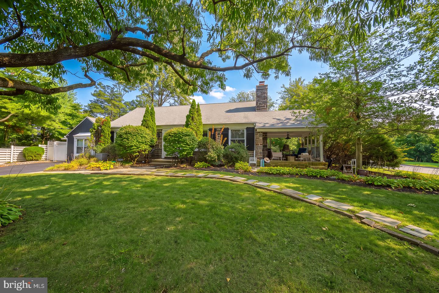 1022 Clover Hill Rd Property Photo 1