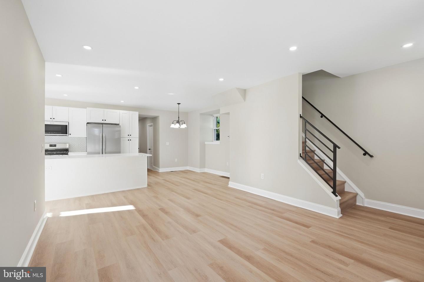514 East Ave # Property Photo 7