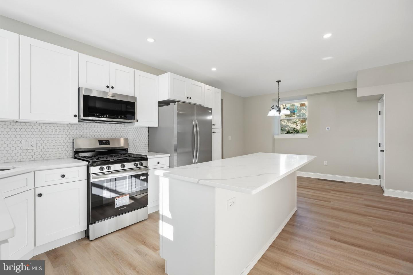 514 East Ave # Property Photo 13