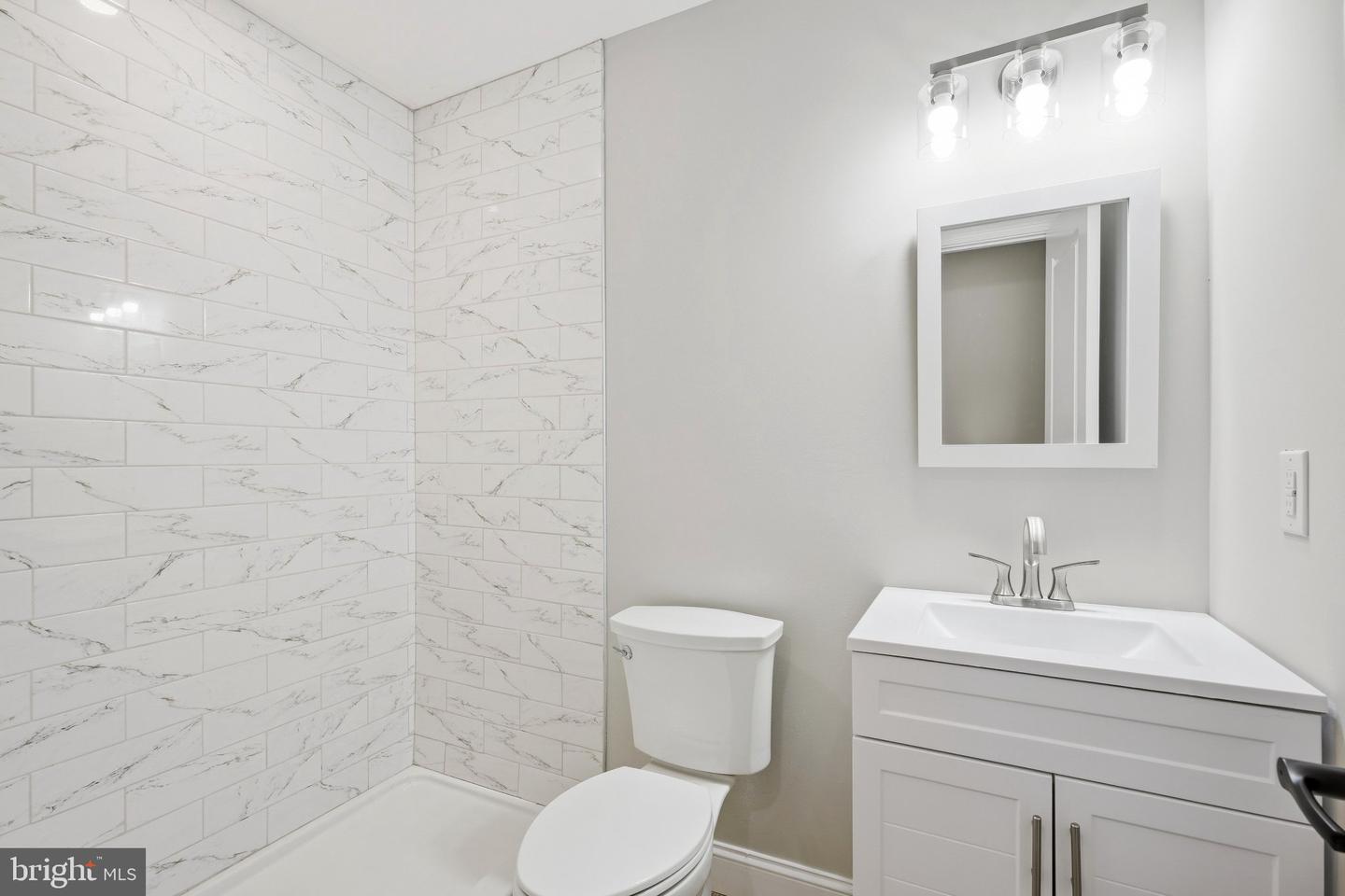514 East Ave # Property Photo 22