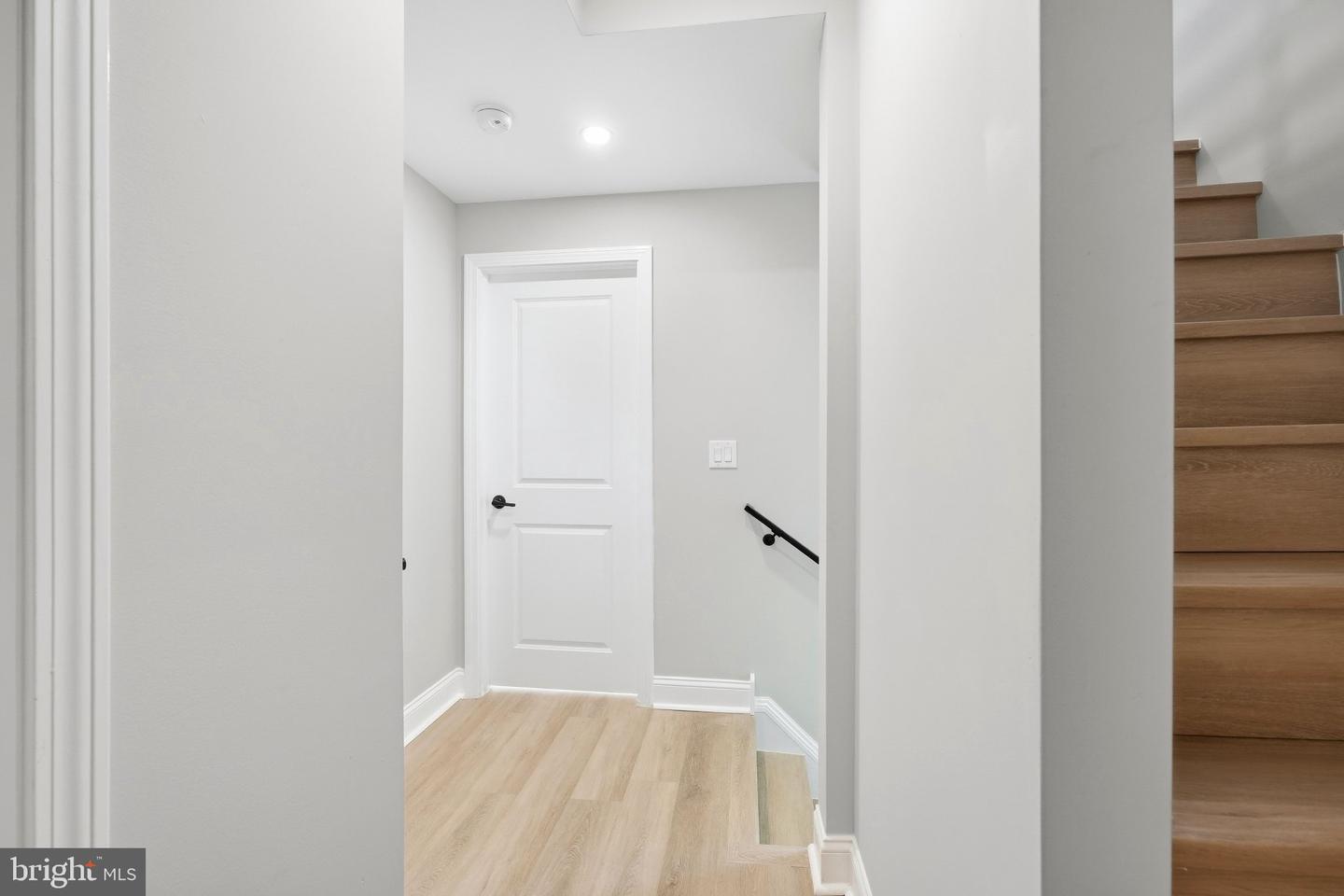 514 East Ave # Property Photo 31