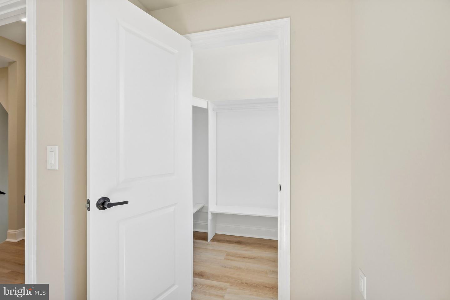 514 East Ave # Property Photo 35
