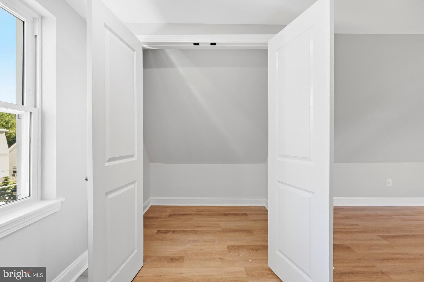 514 East Ave # Property Photo 49