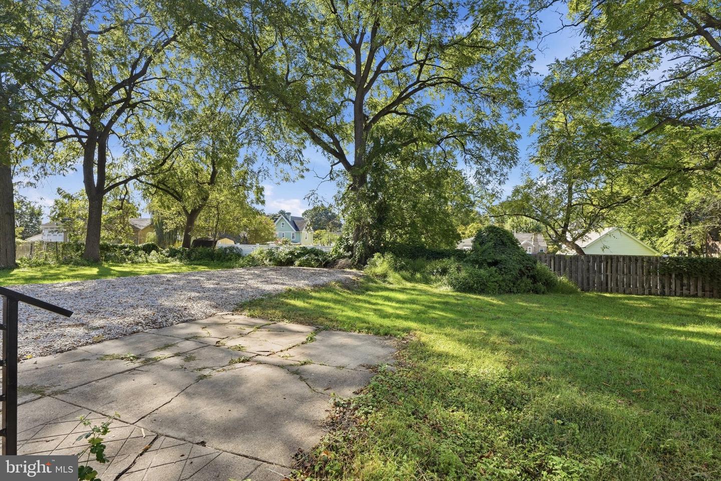 514 East Ave # Property Photo 55
