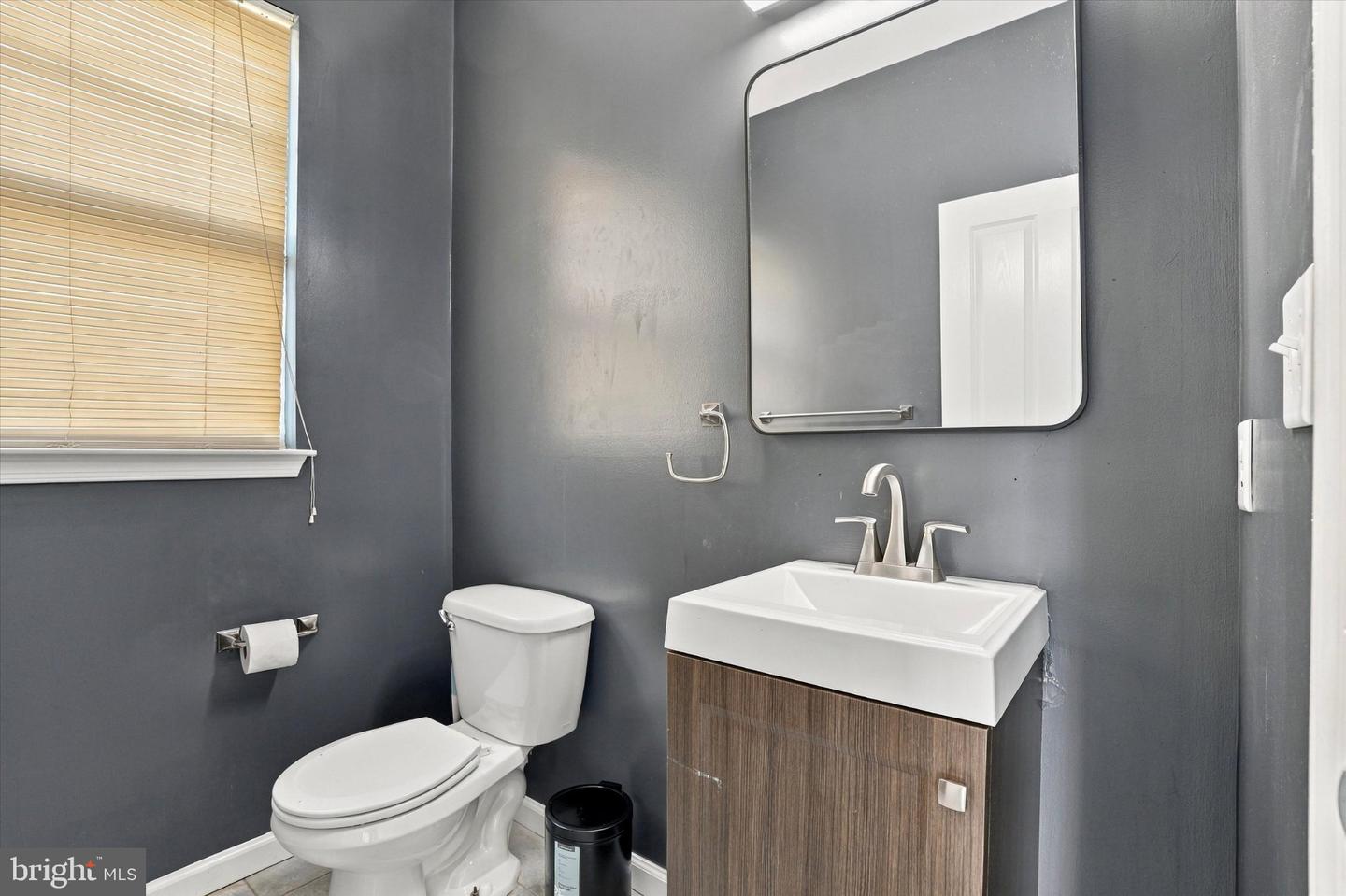 317 Ross Ct Property Photo 4
