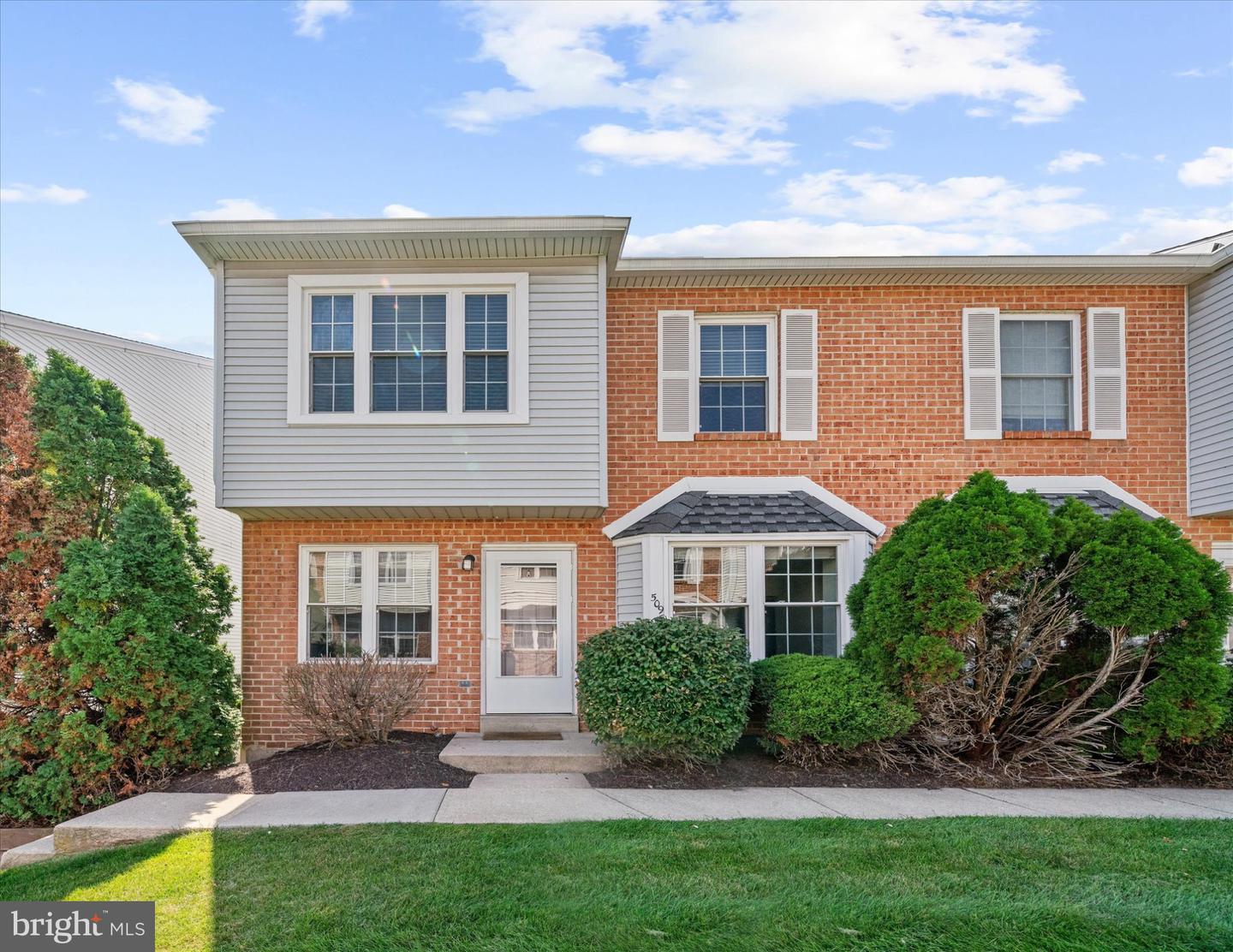 509 Crystal Ln #23-b Property Photo 1