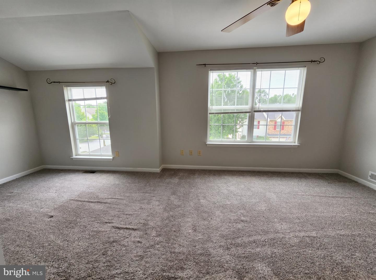 347 Glenn Rose Cir Property Photo 14
