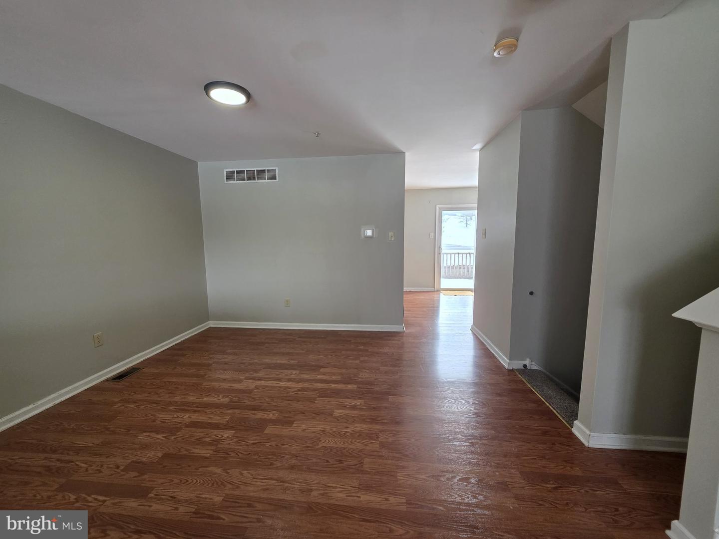 347 Glenn Rose Cir Property Photo 23