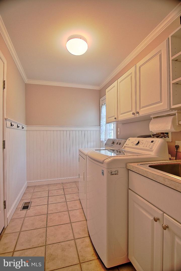 110 Willow Ln Property Photo 23