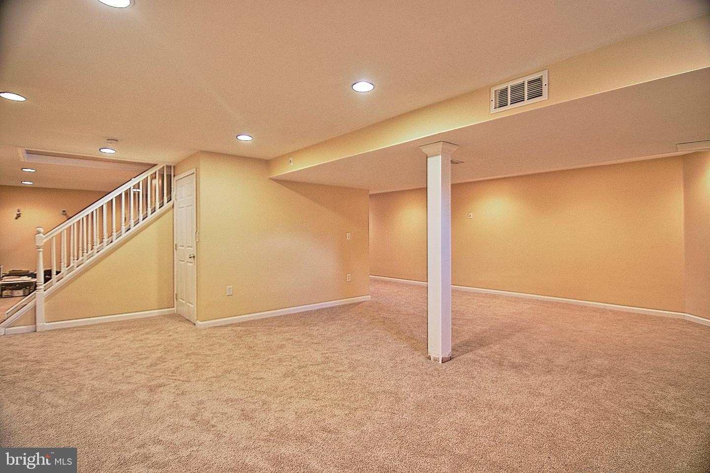 110 Willow Ln Property Photo 37