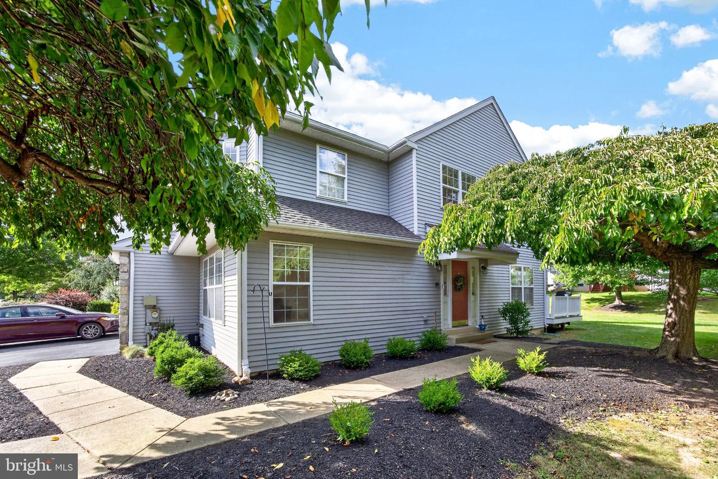 100 Steeplechase Dr # Property Photo 3
