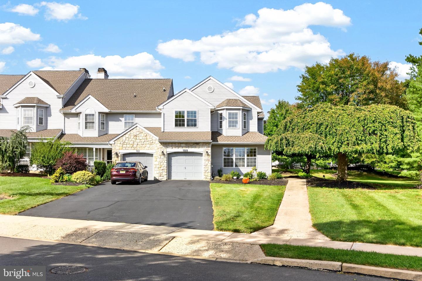 100 Steeplechase Dr # Property Photo 8