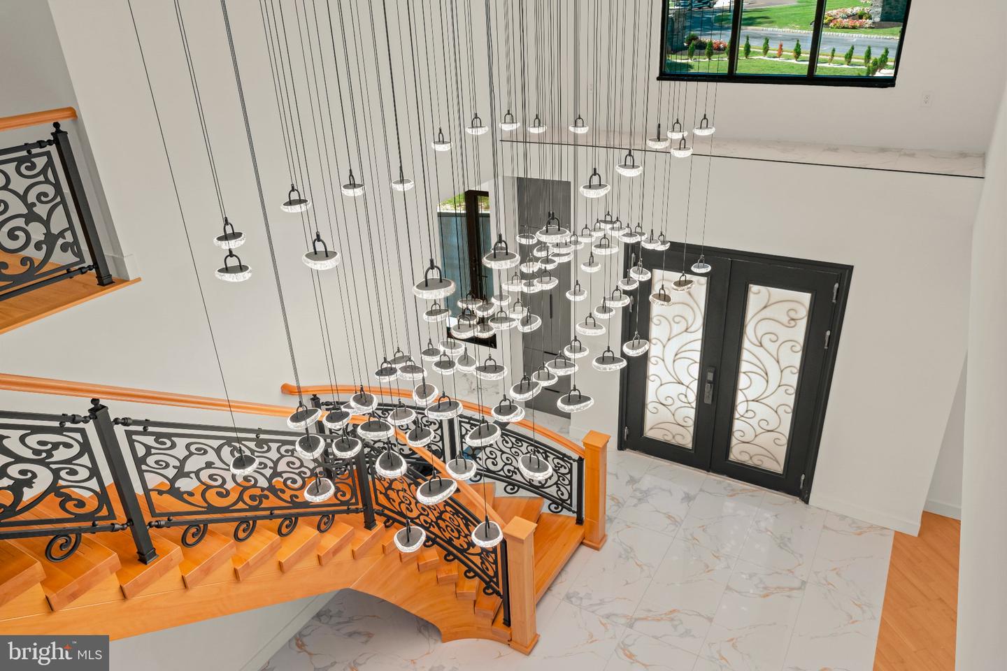 2149 Jefferson Ln Property Photo 8
