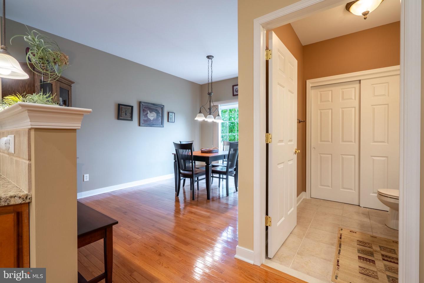 1075 Burgundy Cir Property Photo 26