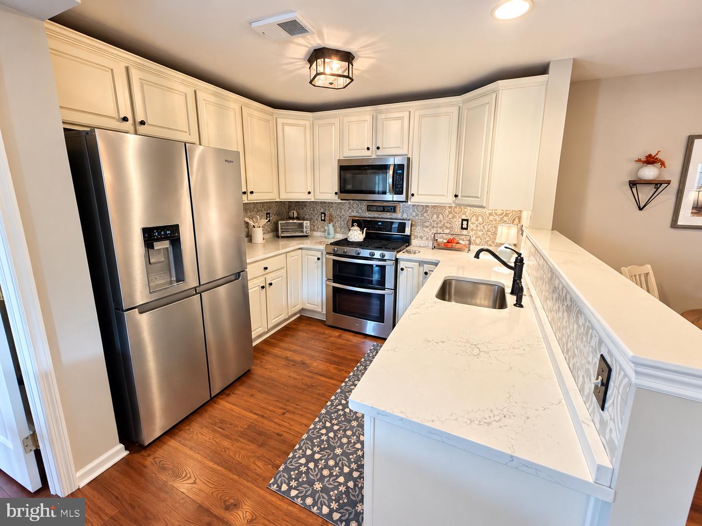 3930 Ashland Dr #232 Property Photo 4