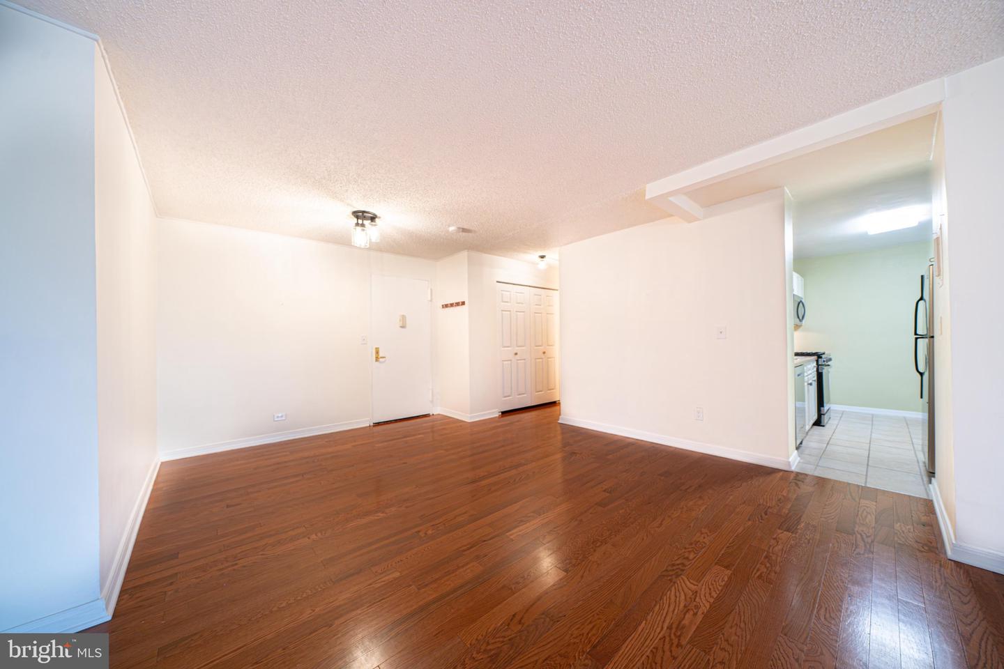 1600 Hagys Ford Rd #4j Property Photo 16