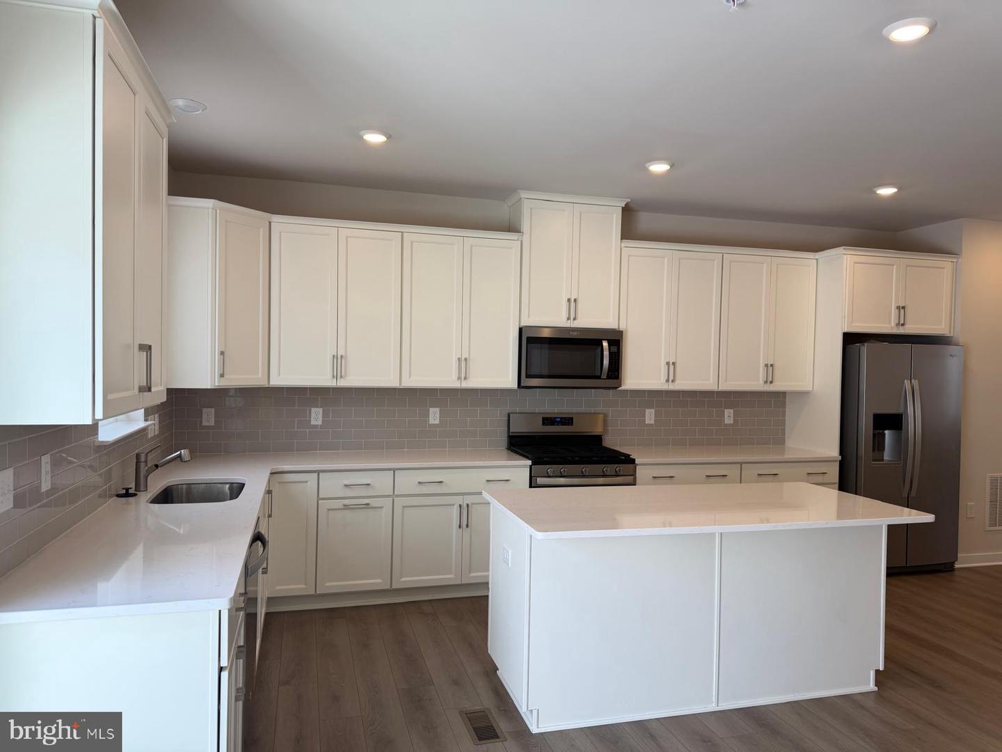 9 Atkins Dr Property Photo 8