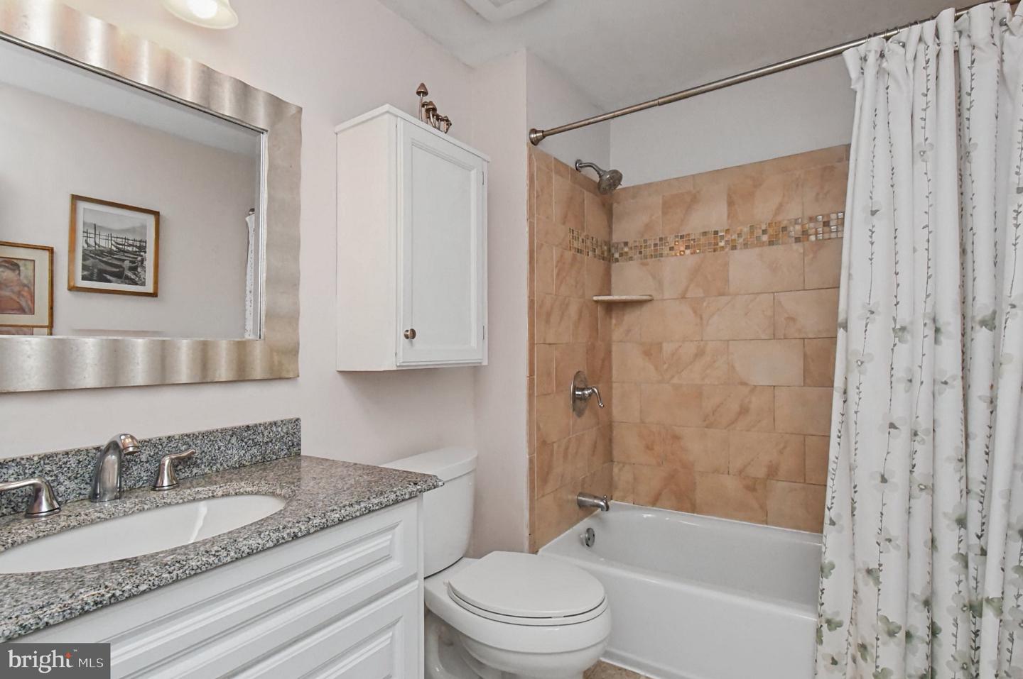 2802 Jefferson Ct # Property Photo 15