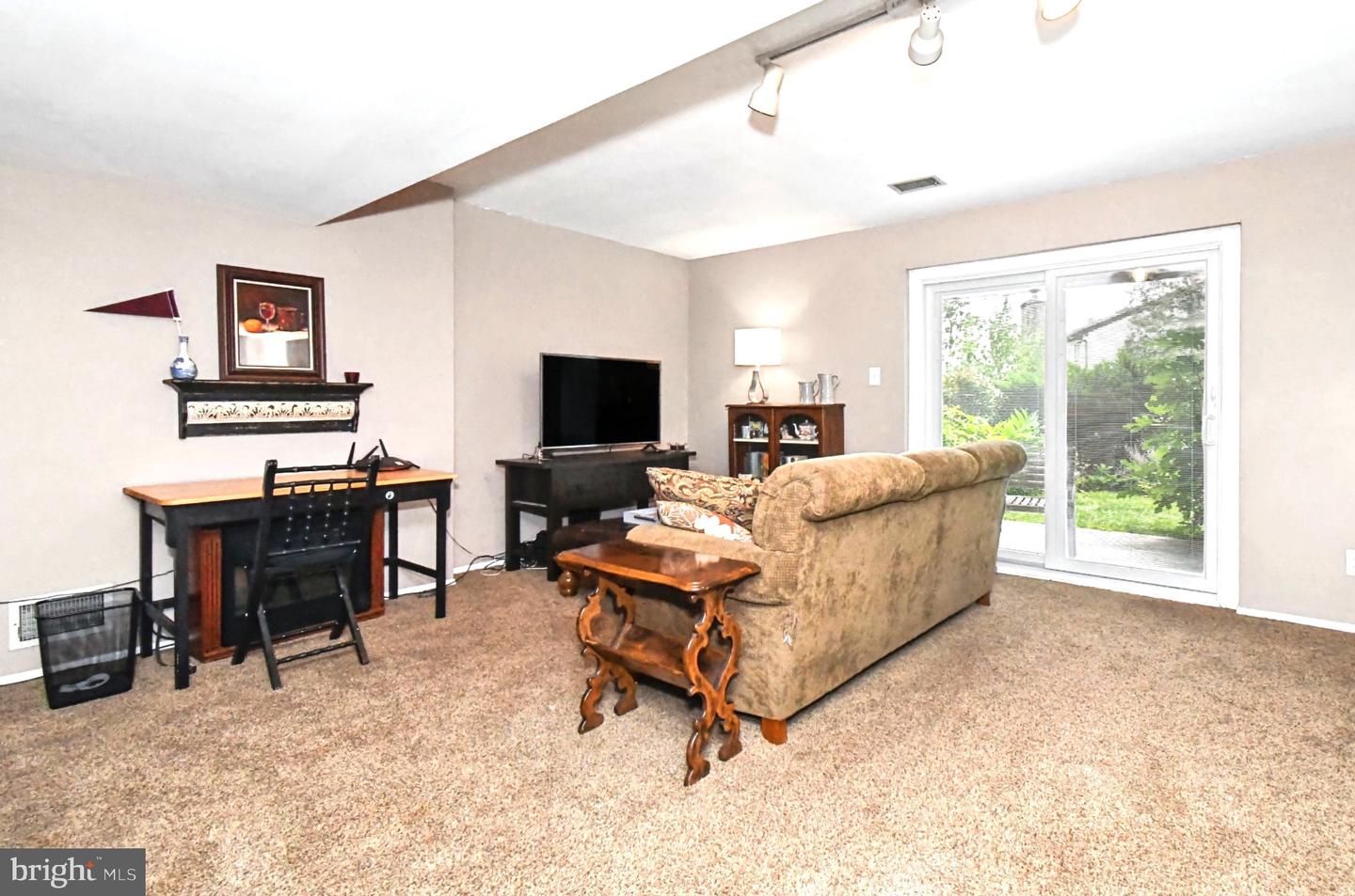 2802 Jefferson Ct # Property Photo 16