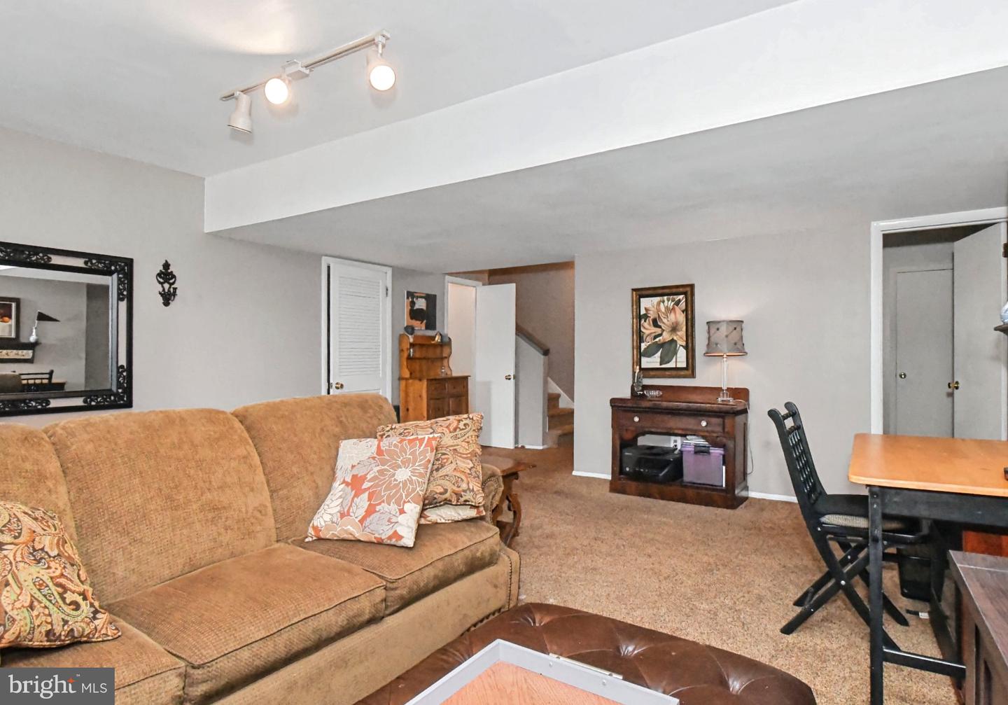 2802 Jefferson Ct # Property Photo 17