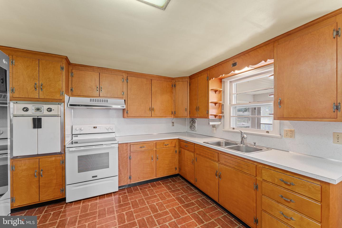2754 Big Rd Property Photo 13