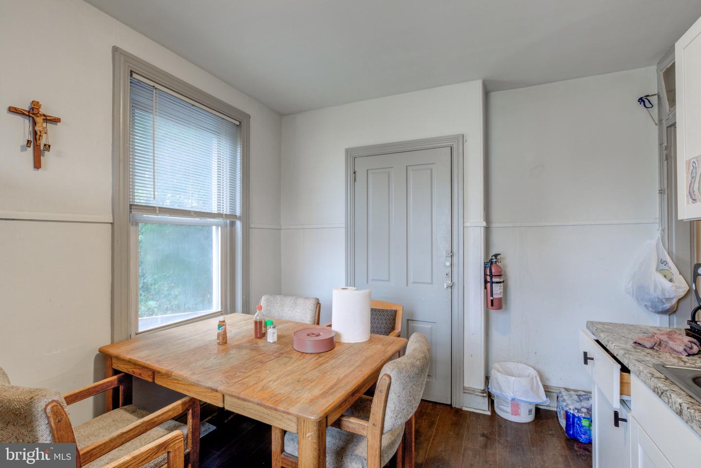 618 W Lafayette St Property Photo 24