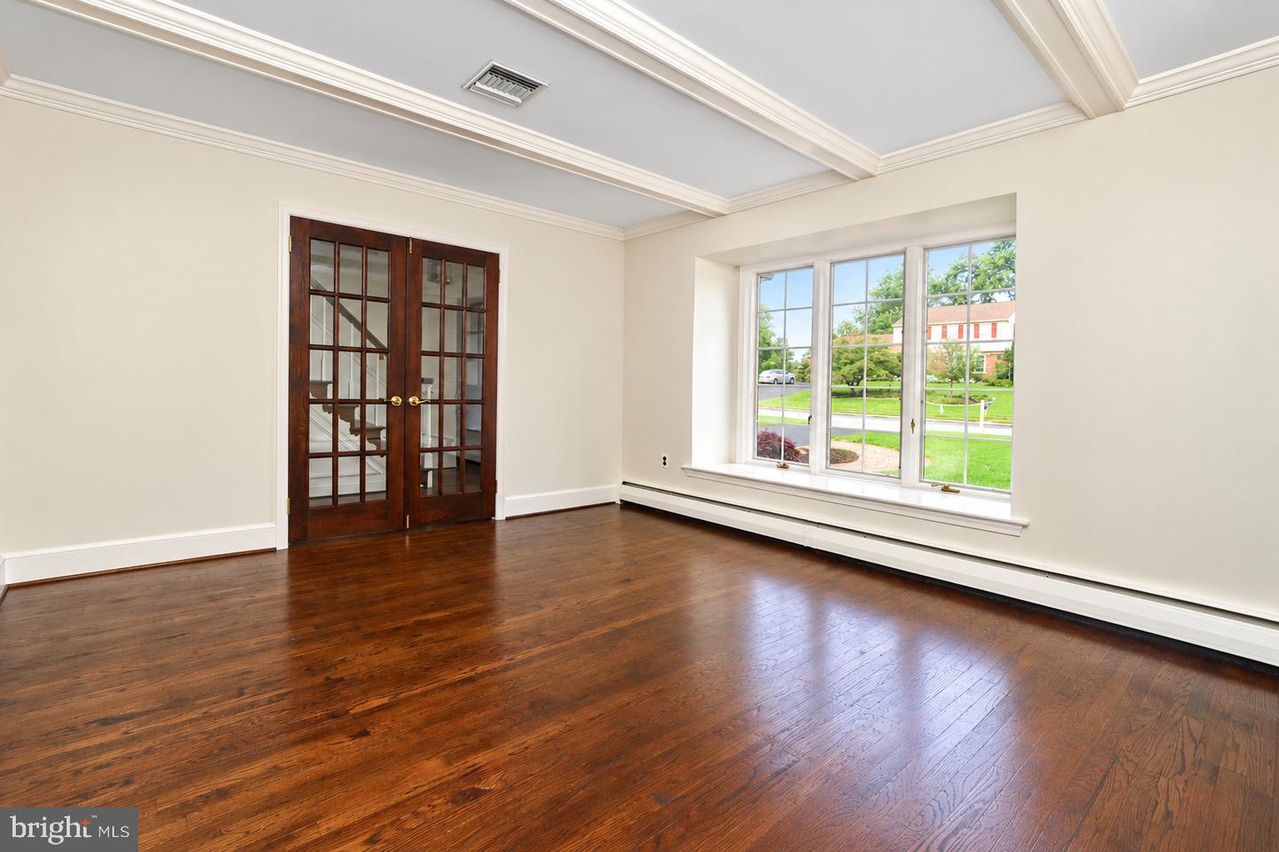 3016 Brambling Ln Property Photo 3