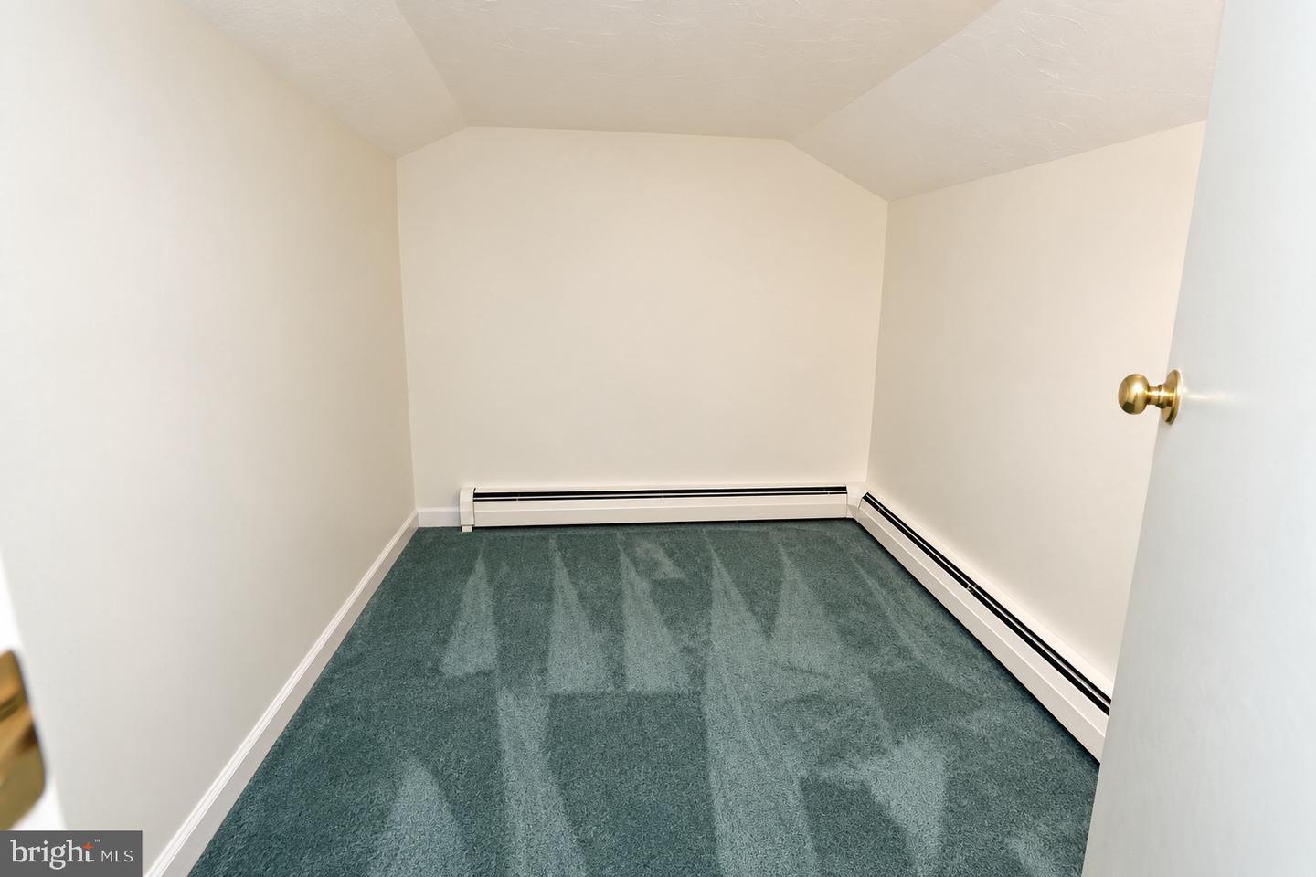 3016 Brambling Ln Property Photo 14