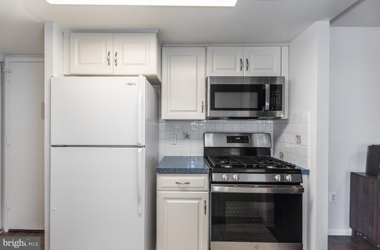 100 West Ave #606-w Property Photo 7